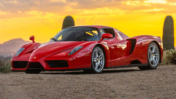 hình nền siêu xe ferrari màu đỏ