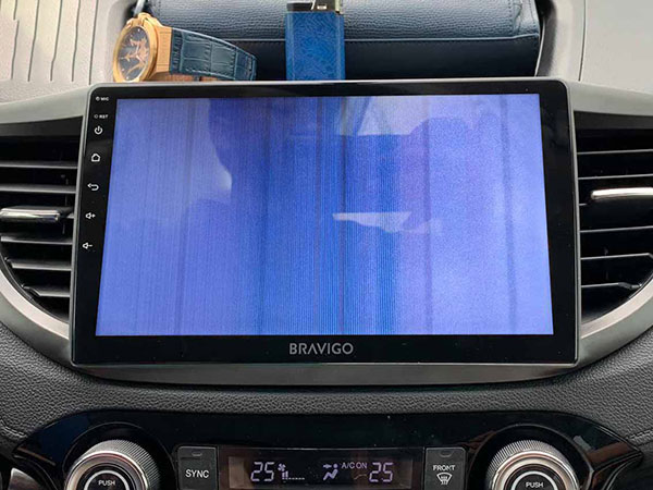 vấn đề thường gặp khi xem Youtube trên ô tô