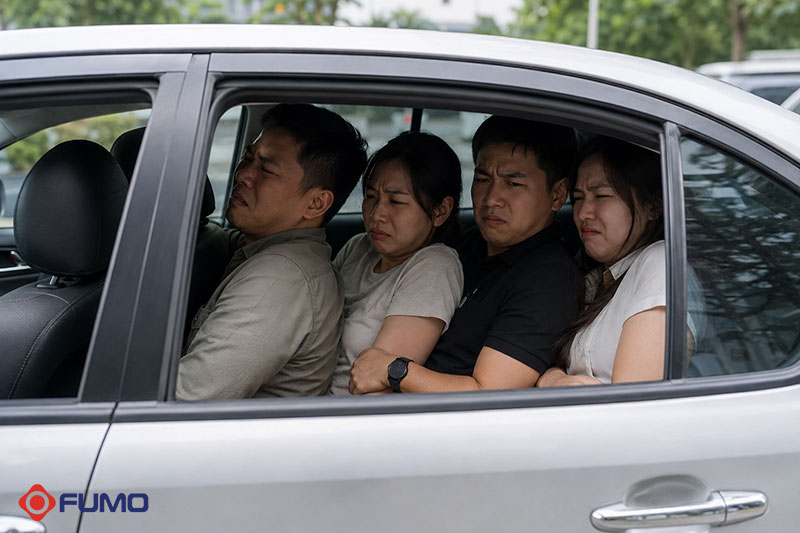 xe ô tô 5 chỗ chở 6 người có bị phạt không